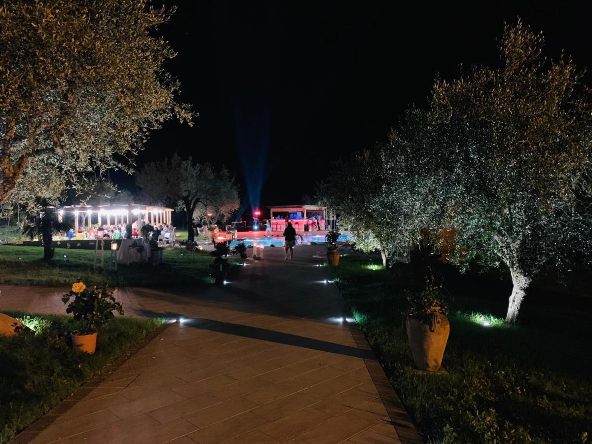 Agriturismo IL CASTAGNETO Padula Exterior foto